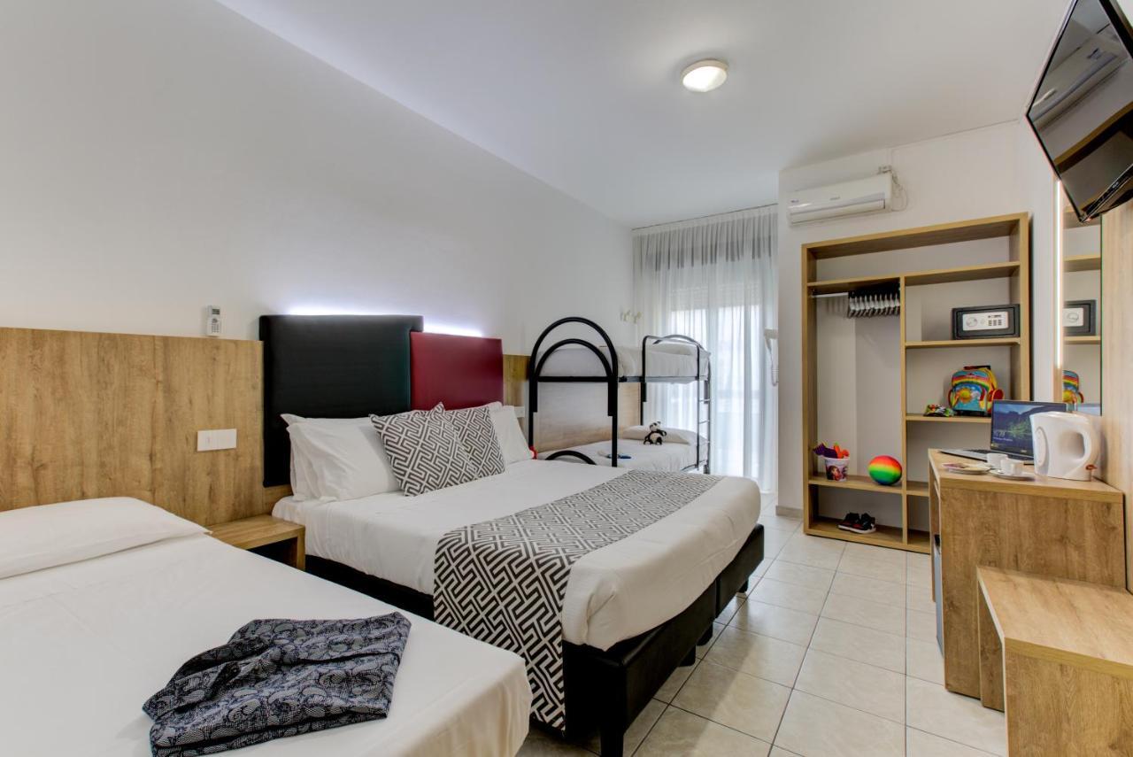Hotel Grazia Riccione Extérieur photo